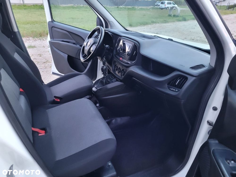 Fiat Doblo Maxi Profesional - 15