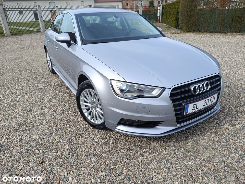 Audi A3 Limousine 1.6 TDI design - 8