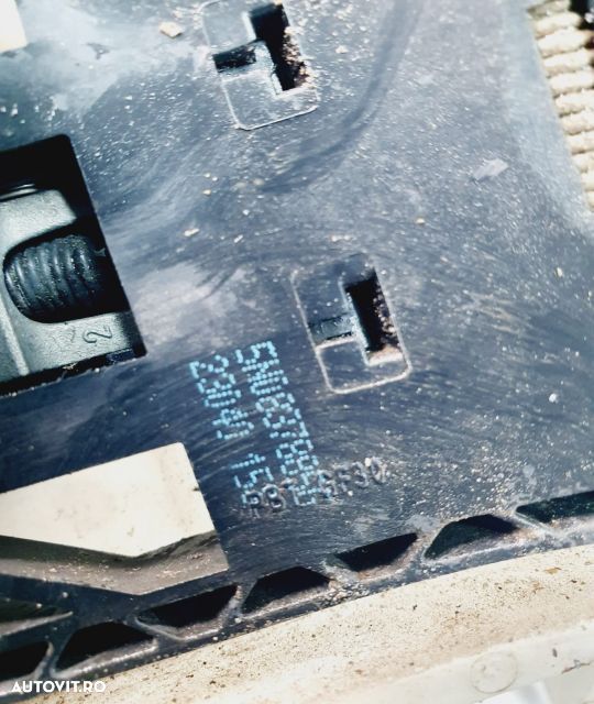 Broasca usa stanga fata 4g1837015 Audi A7 4G seria - 5