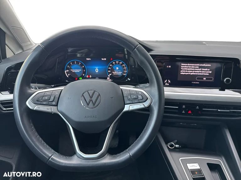 Volkswagen Golf 1.0 eTSI DSG MHEV Life - 14