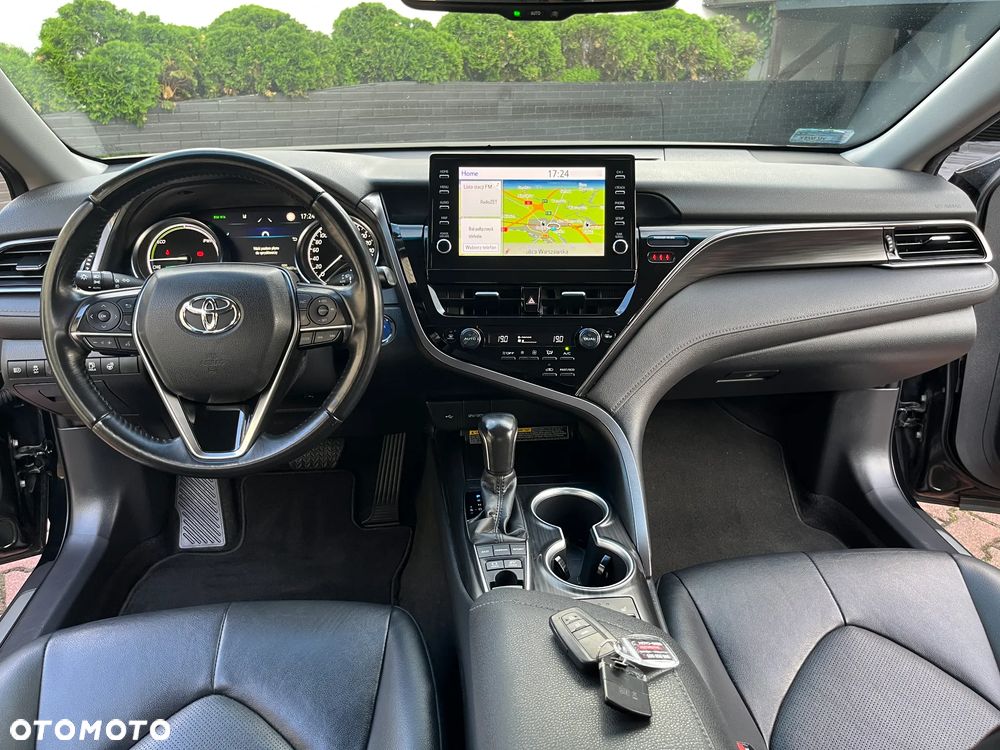 Toyota Camry 2.5 Hybrid Executive CVT - 11