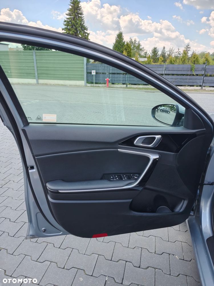 Kia Ceed 1.5 T-GDI L - 11