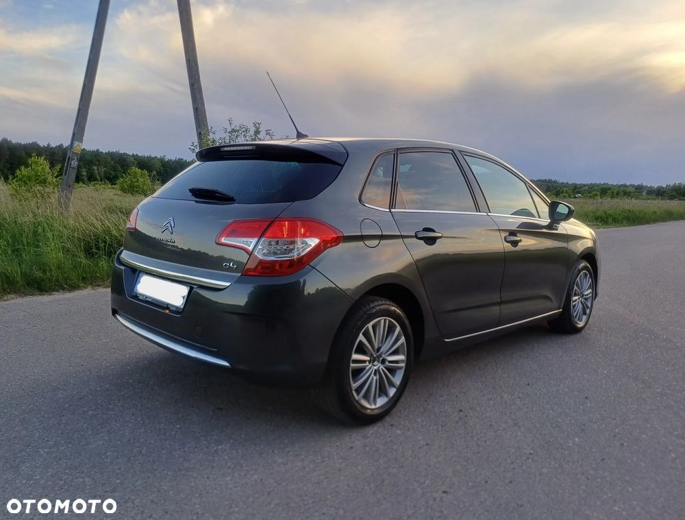 Citroën C4 VTi 120 Exclusive - 8