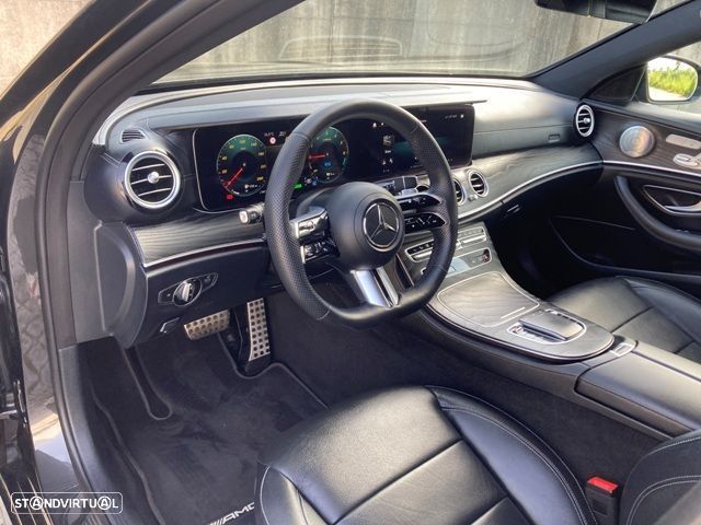 Mercedes-Benz E 300 de 4Matic 9G-TRONIC AMG Line - 16