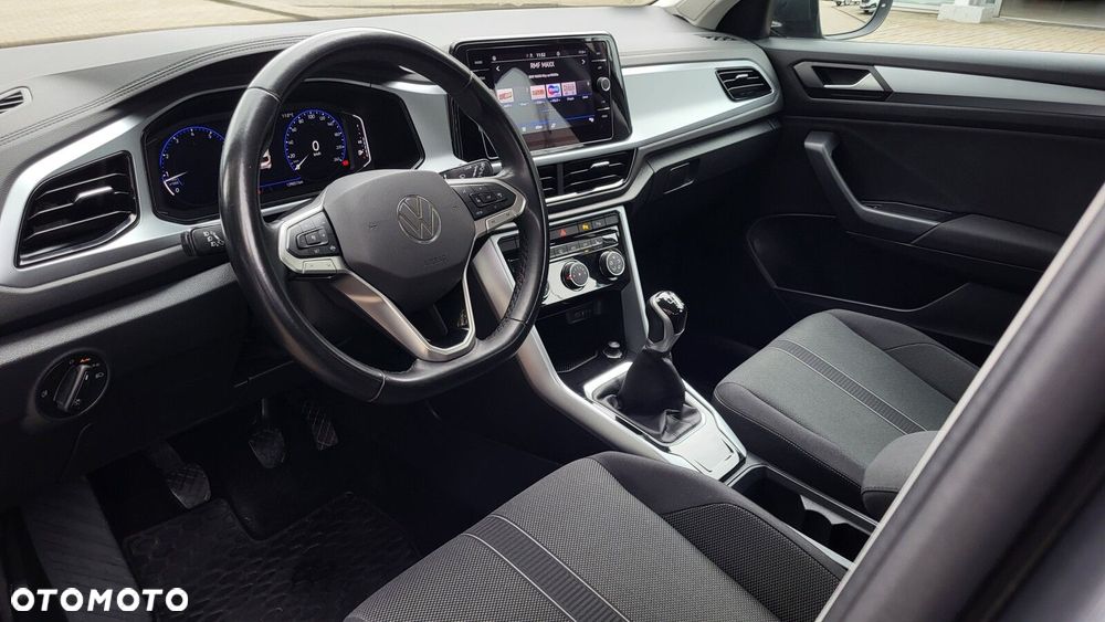 Volkswagen T-Roc - 9