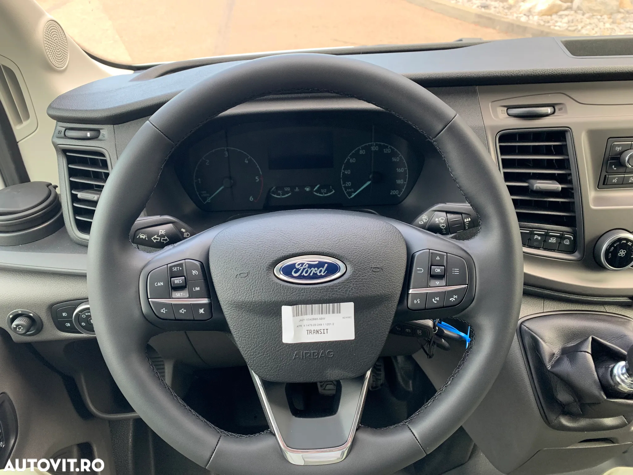 Ford Transit - 15