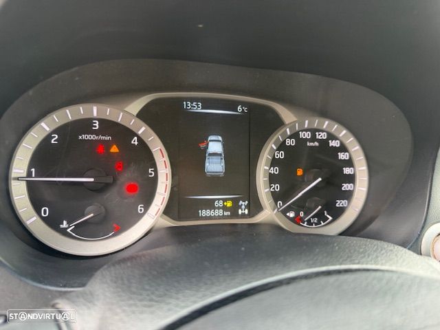 Nissan Navara 2.3 dCi CD 4WD N-Connecta Nav+Barras - 18