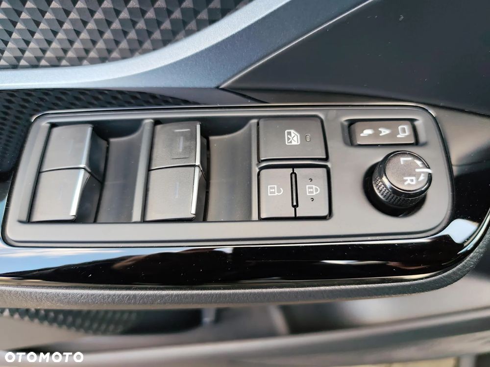 Toyota C-HR 1.8 Hybrid GPF Executive - 19