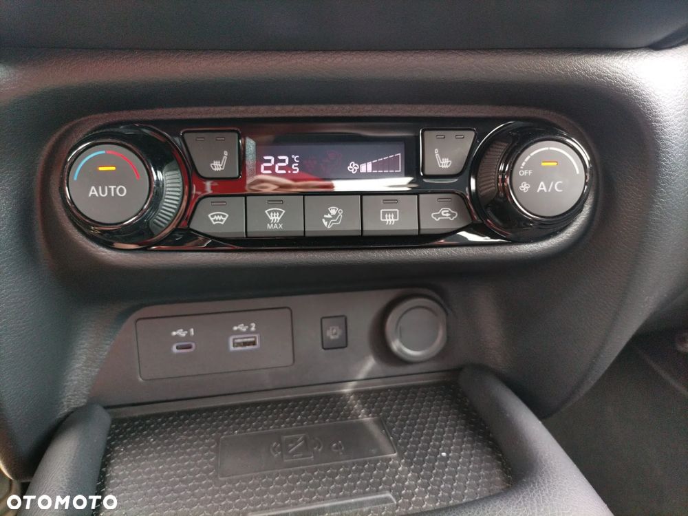Nissan Juke 1.0 DIG-T N-Connecta DCT - 20