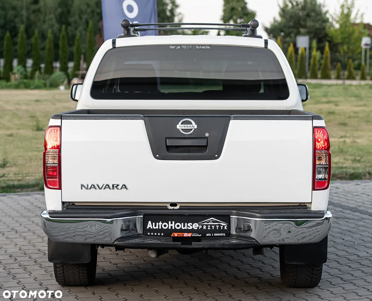 Nissan Navara 3.0 D V6 - 6