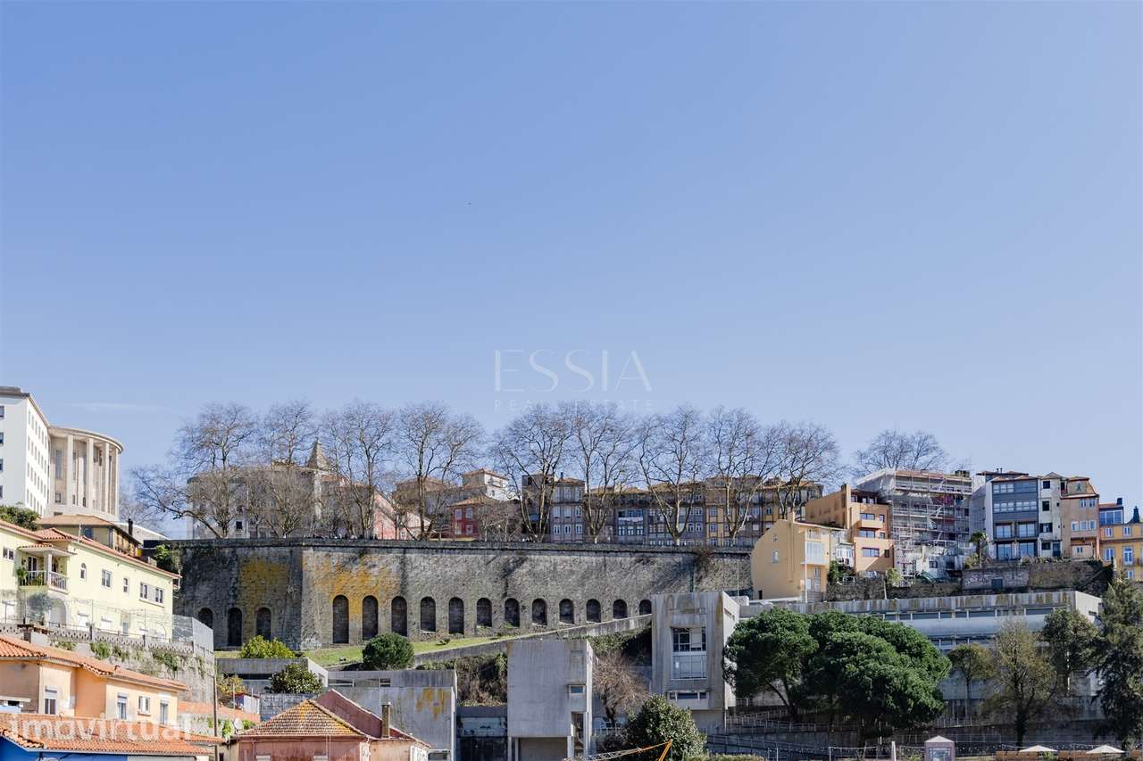 Apartamento T1 com Vista Rio na Alfândega do Porto - Grande imagem: 4/26