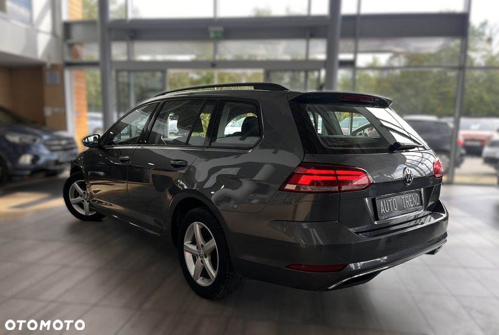 Volkswagen Golf Variant - 5