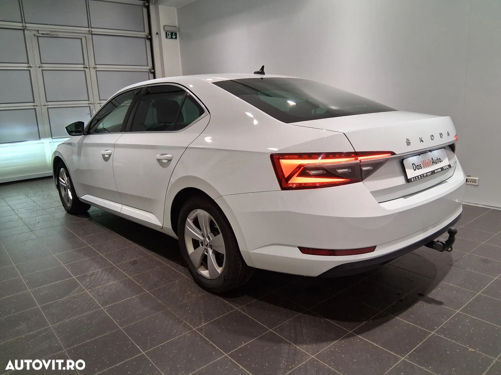 Skoda Superb 2.0 TDI DSG Ambition - 10
