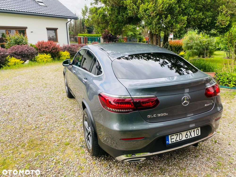 Mercedes-Benz GLC 300 e 4-Matic - 8