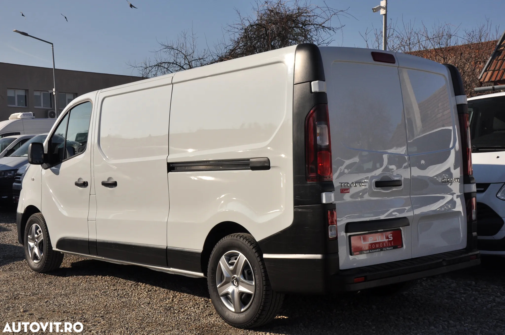 Renault Trafic L2H1 Van - 6