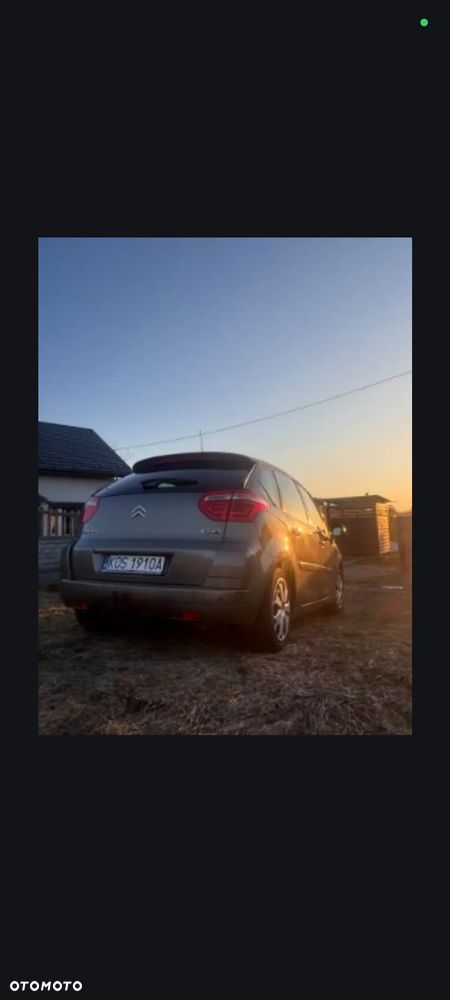 Citroën C4 Picasso 1.8 16V Style - 4