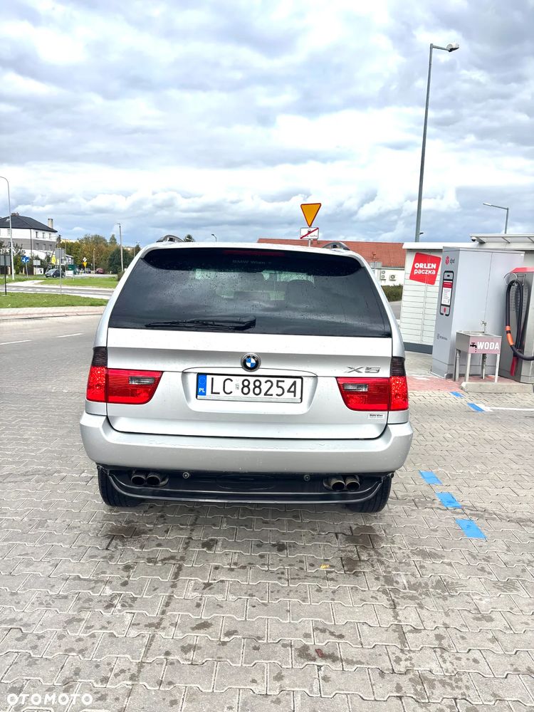 BMW X5 4.4i - 3
