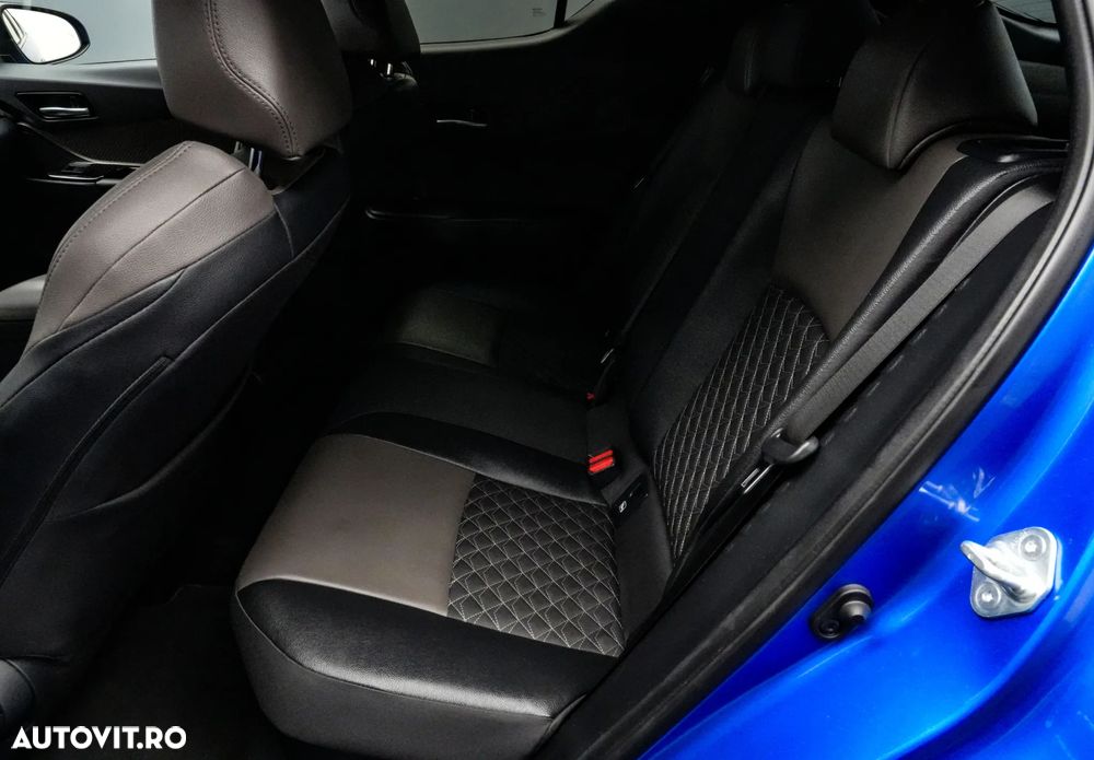 Toyota C-HR 1.8 HSD 4x2 CVT C-lassy LED - 15