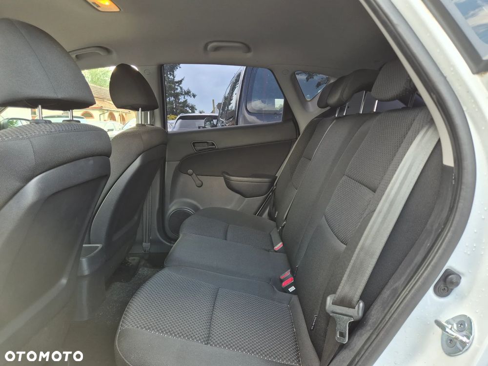 Hyundai i30 1.4 FIFA WM Edition - 21