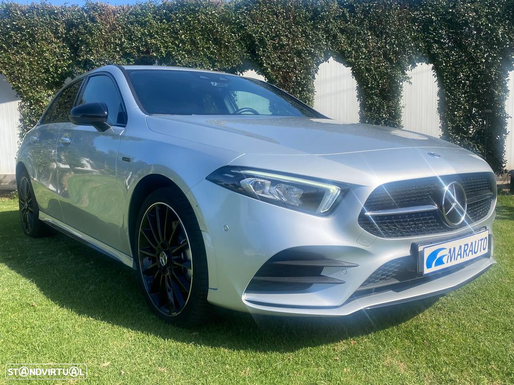 Mercedes-Benz A 250 e AMG Line - 2