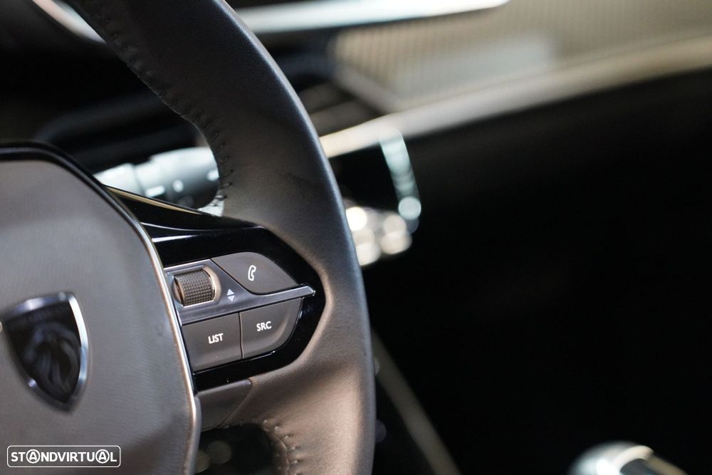 Peugeot 2008 PureTech 100 Allure - 11