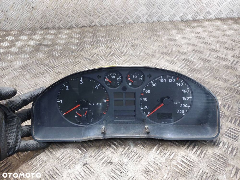 LICZNIK ZEGARY AUDI A4 B5 1.9 TDI 8D0919034 - 1