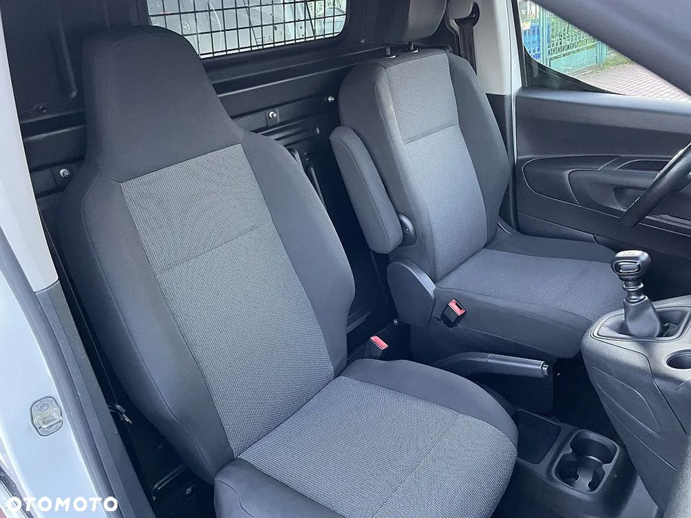 Opel Combo blaszak 2022 ROK - 35