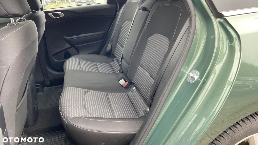 Kia Ceed 1.5 T-GDI M DCT - 15