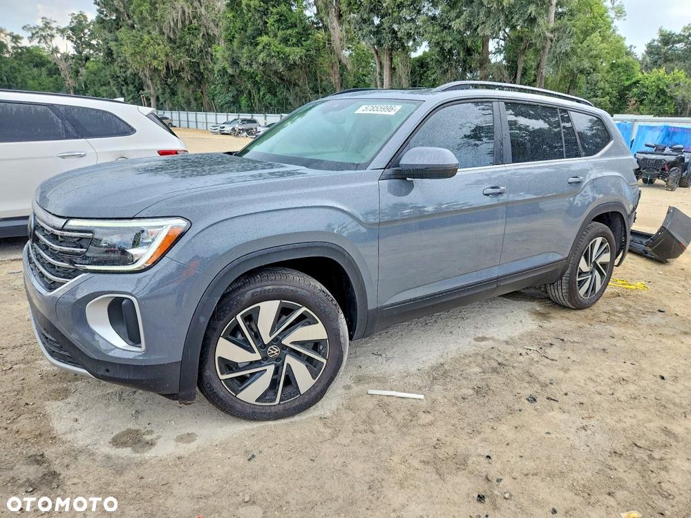 Volkswagen Atlas - 2