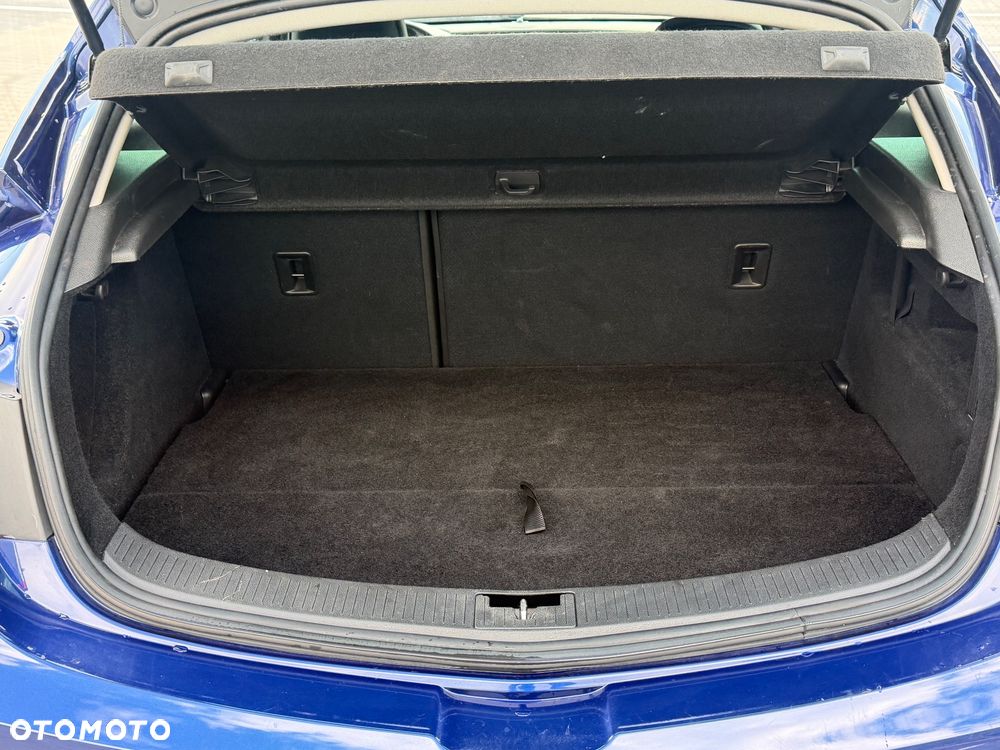 Opel Astra 1.4 T Sport - 11