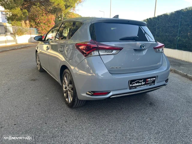 Toyota Auris 1.8 HSD Exclusive +TSS+Navi - 8