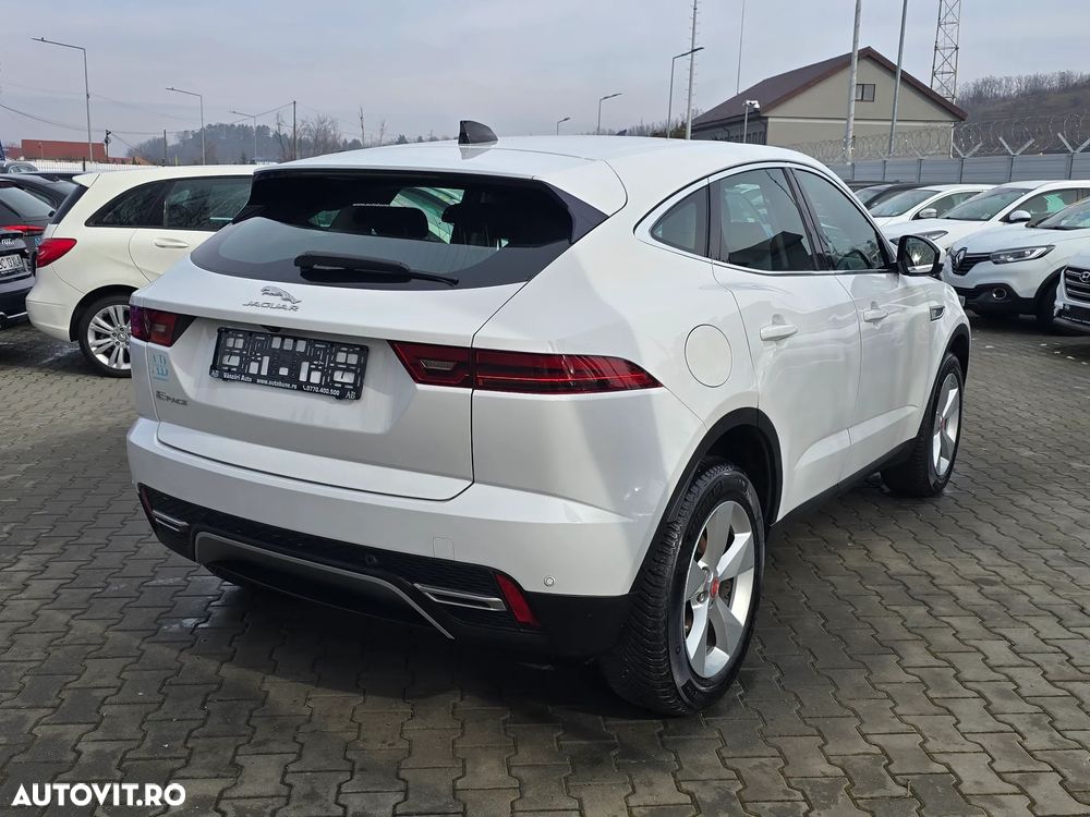 Jaguar E-Pace D165 AWD Aut. SE - 4