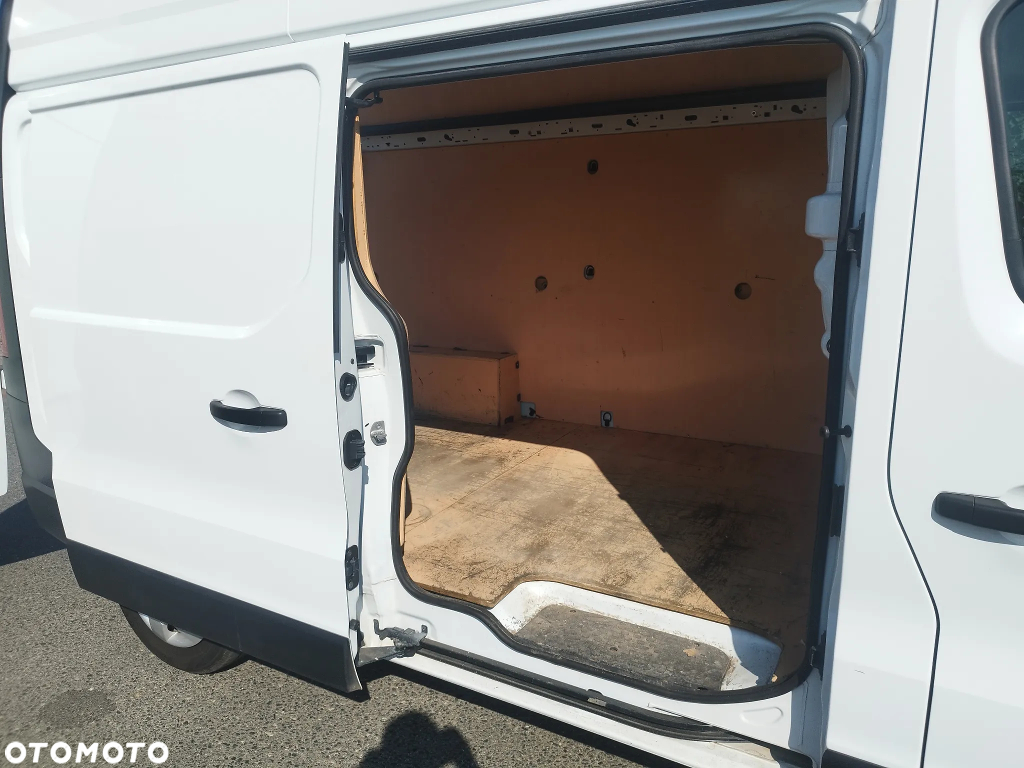 Renault Trafic - 11