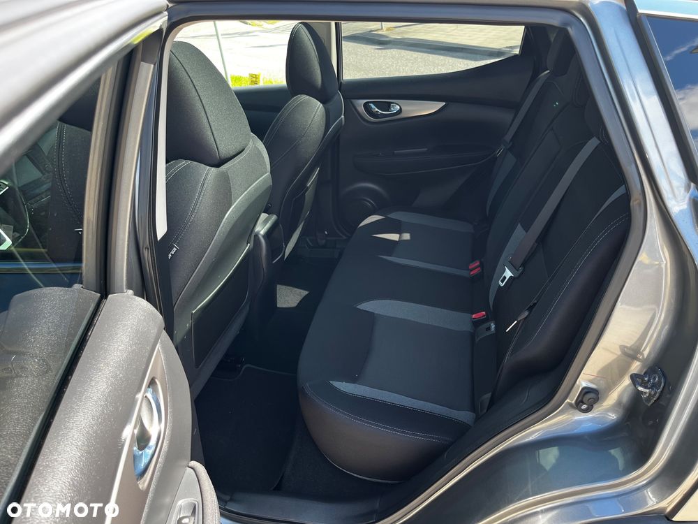 Nissan Qashqai 1.6 Tekna - 26