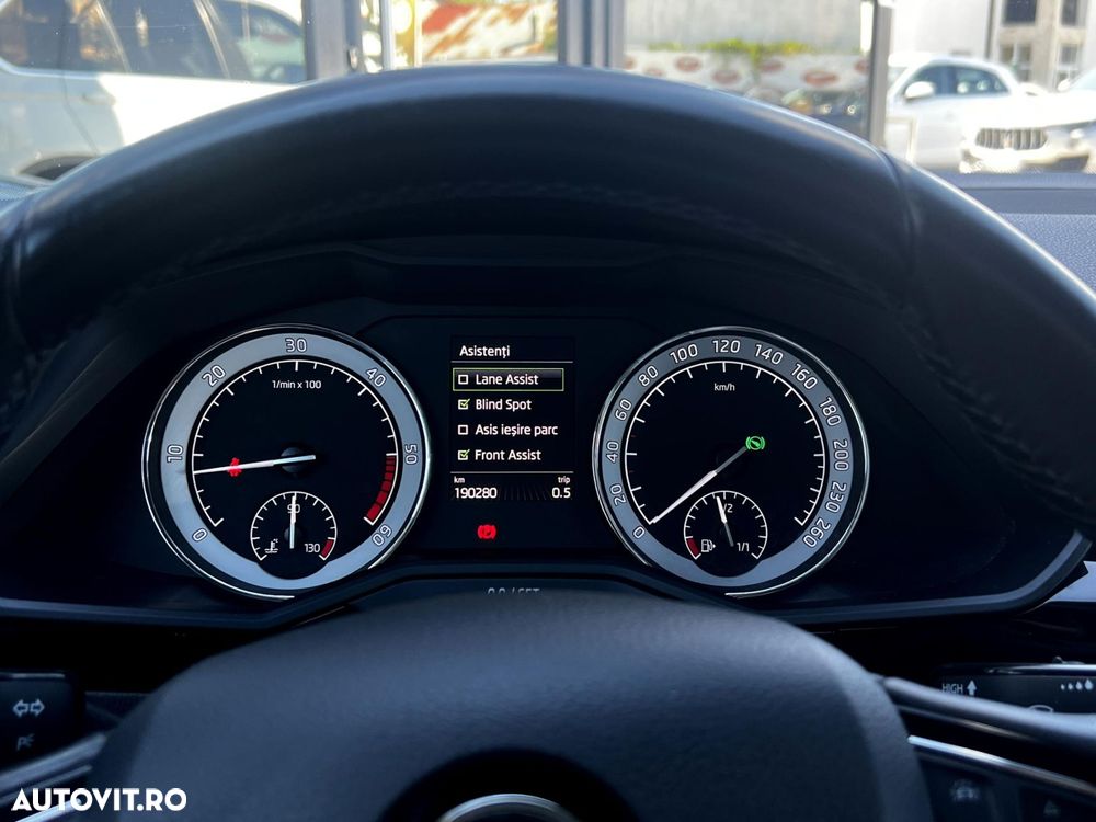 Skoda Superb - 30