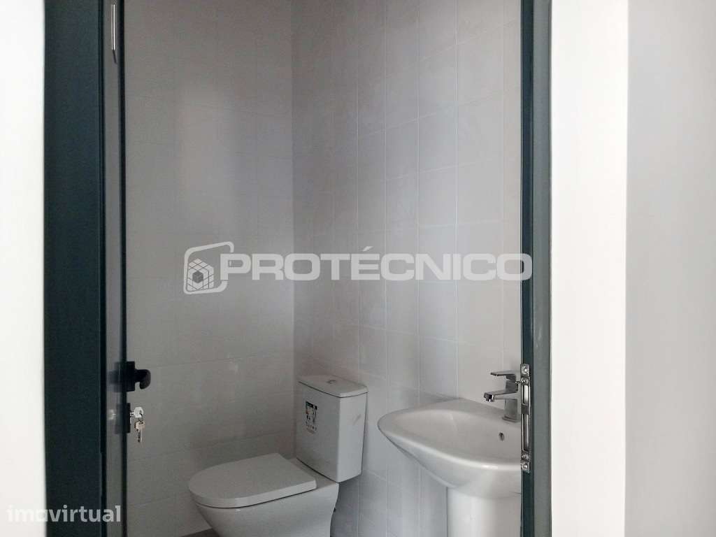 Armazém c/ 300m2 – Z. I. Cacia - Grande imagem: 4/8