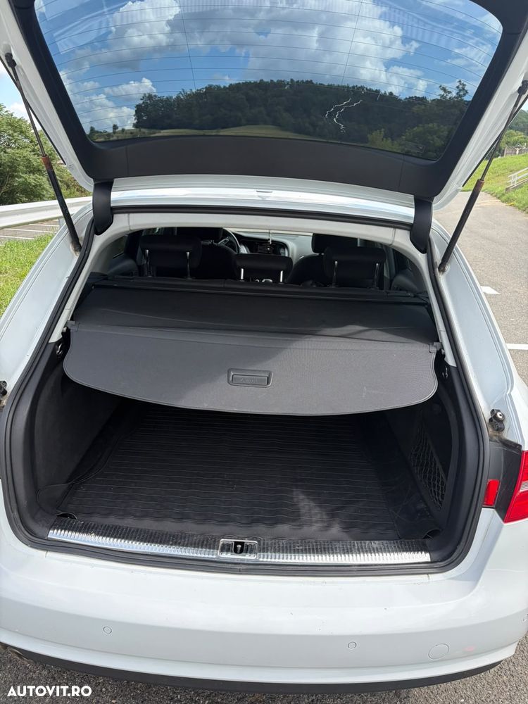 Audi A4 Avant 2.0 TDI quattro Stronic - 9