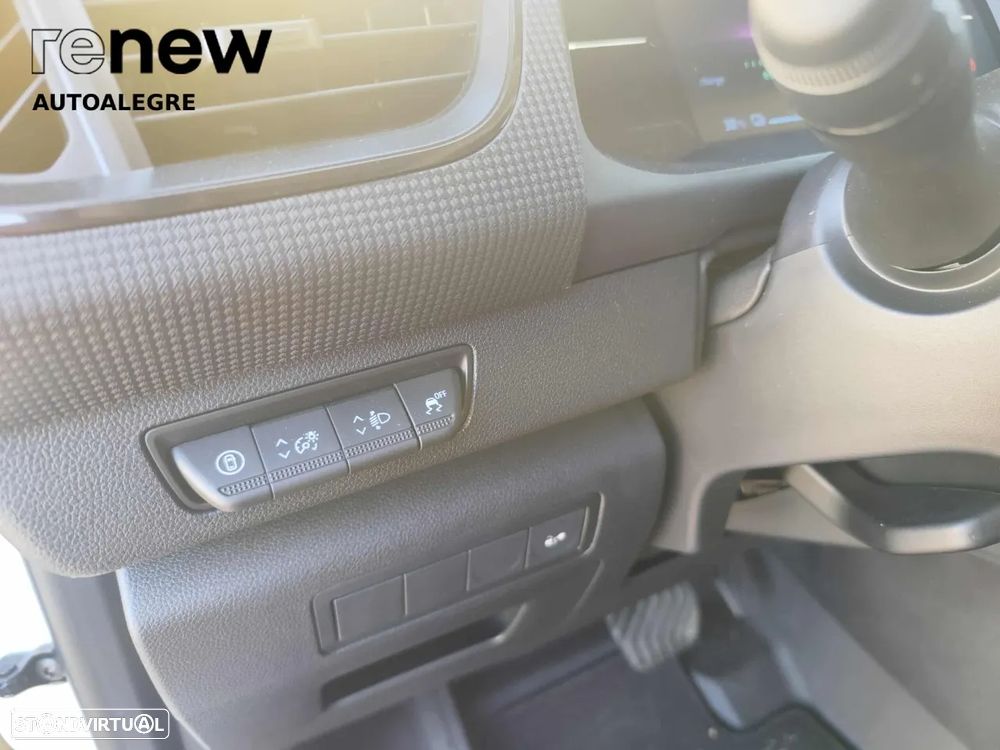 Renault Kangoo E-Tech - 27