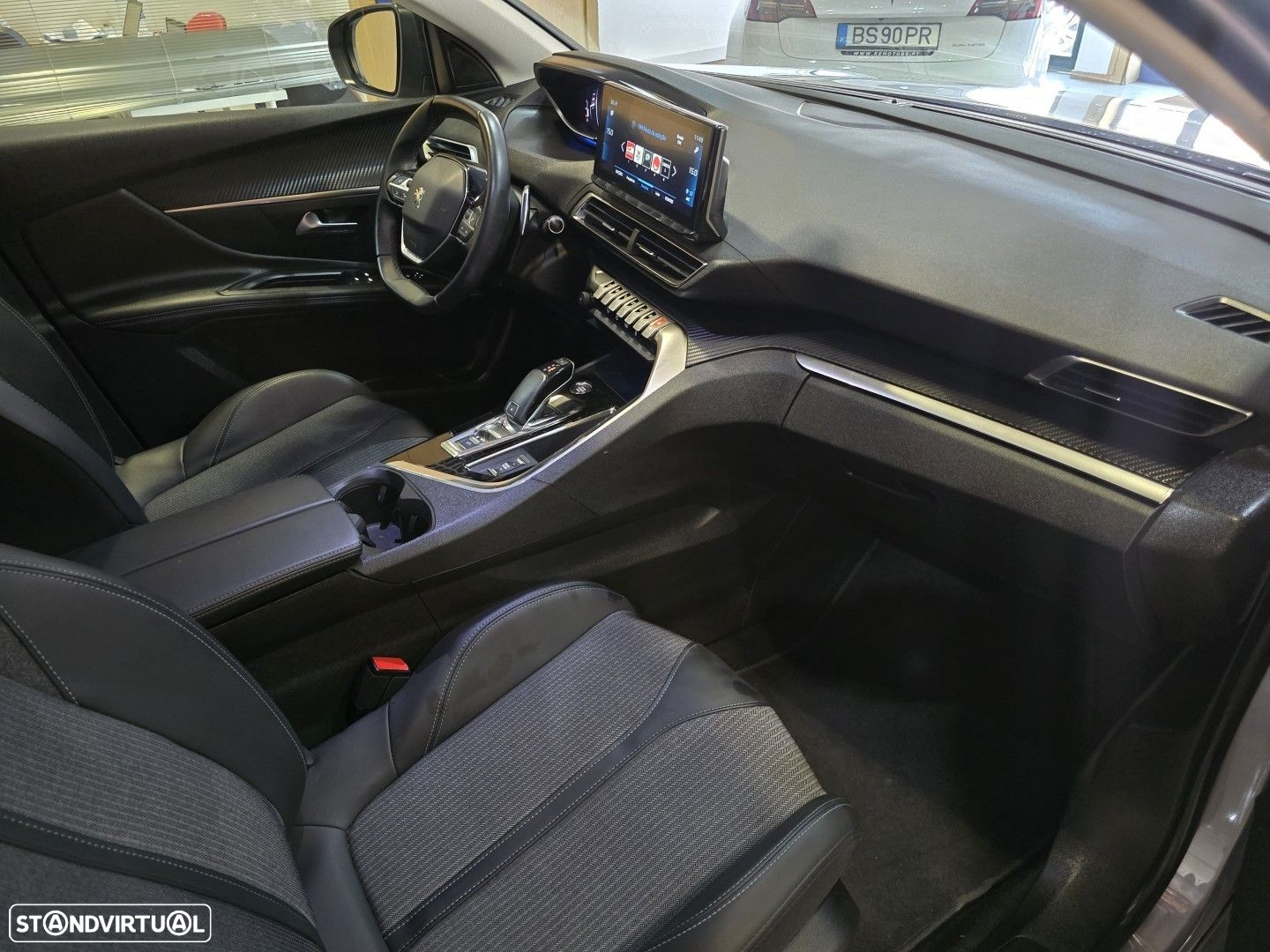 Peugeot 3008 1.5 BlueHDi Allure EAT8 - 27