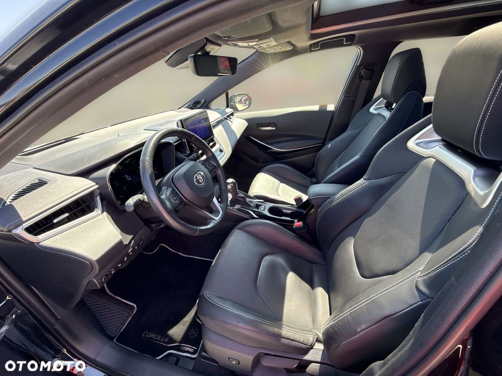 Toyota Corolla - 10