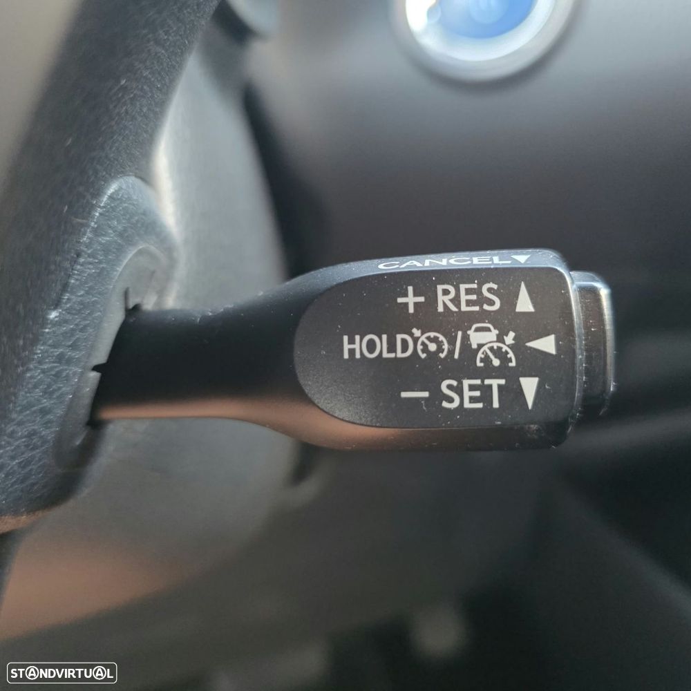 Toyota C-HR 1.8 Hybrid Exclusive+P.Luxury - 8