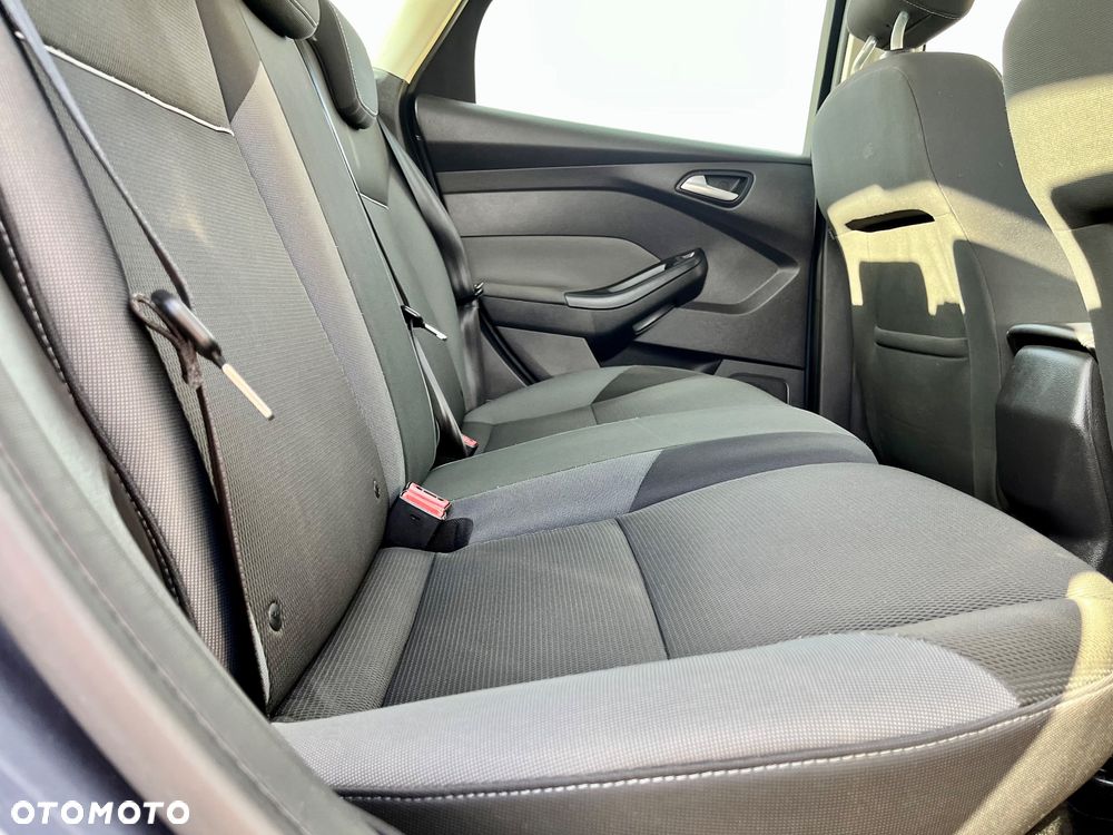 Ford Focus 1.6 TI-VCT Champions Edition - 12