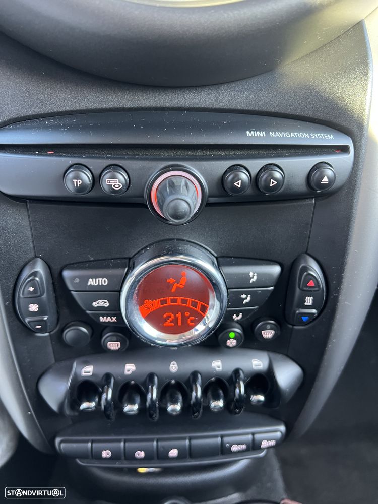 MINI Countryman Cooper D - 16