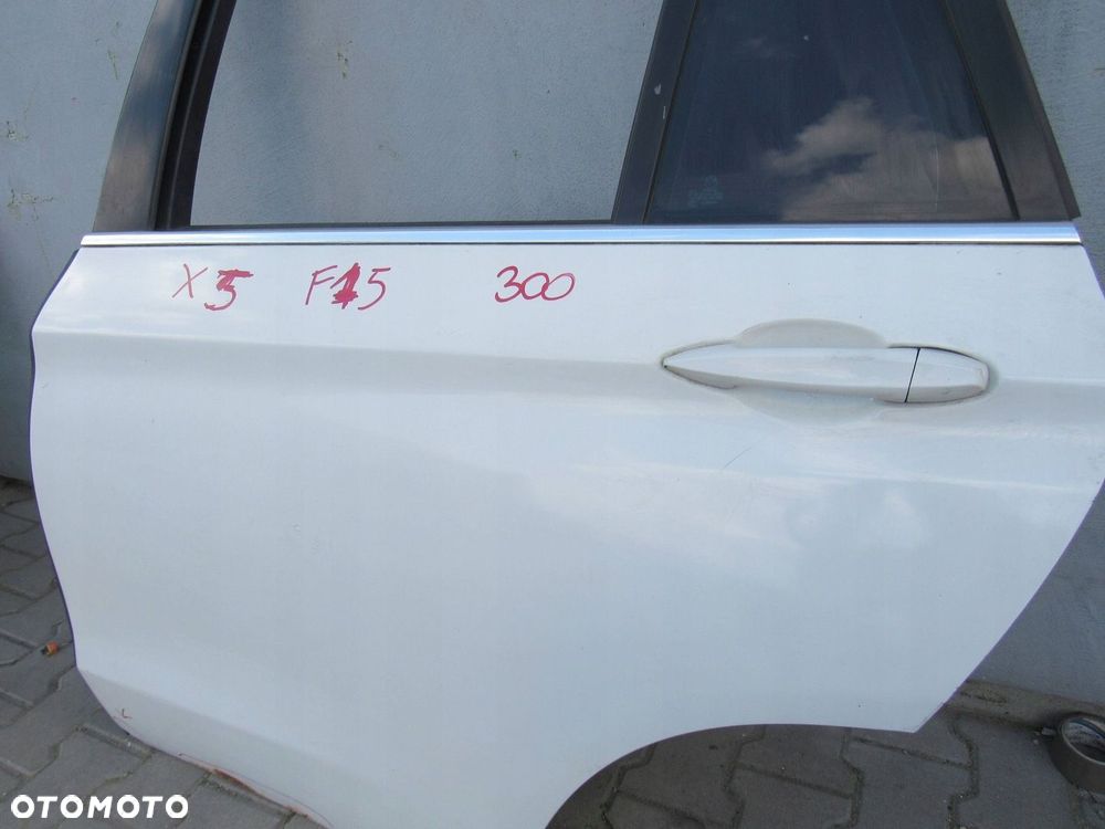 BMW X5 F15 2015 Tył lewe Drzwi tylne 300 - 7