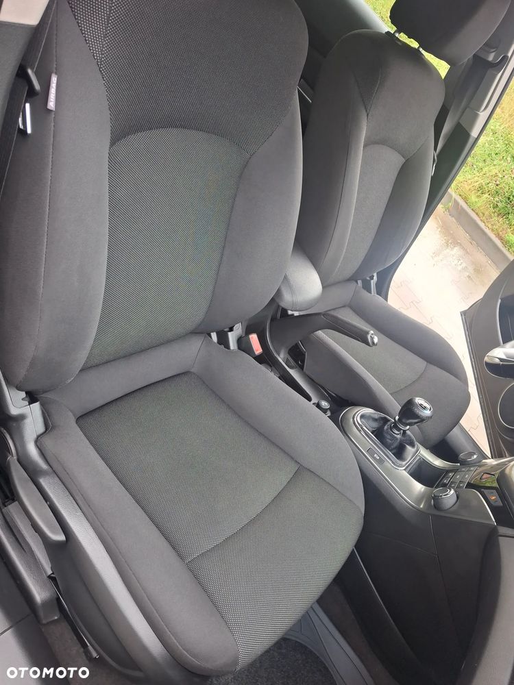 Chevrolet Cruze - 16