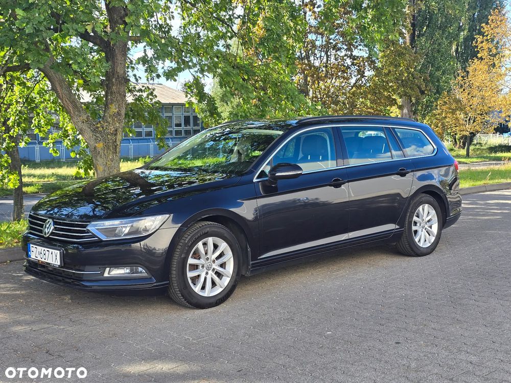Volkswagen Passat 1.8 TSI BMT Comfortline - 1