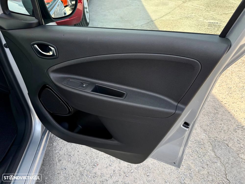Renault Zoe (c/ Bateria) Limited 50 - 19