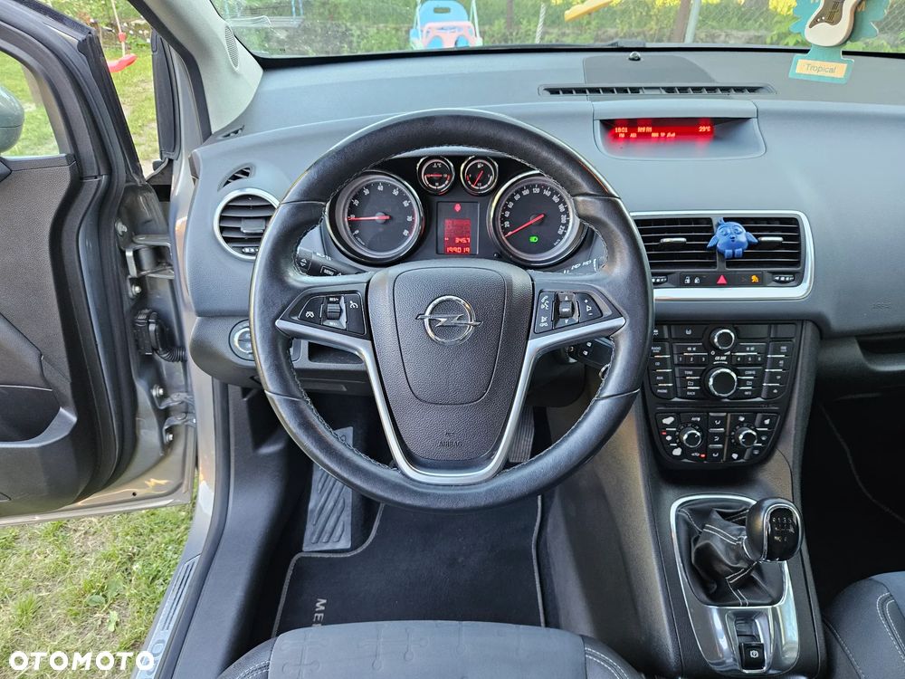 Opel Meriva - 12