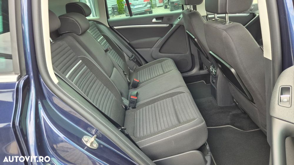 Volkswagen Tiguan 2.0 TDI 4Motion DSG Sport & Style - 18