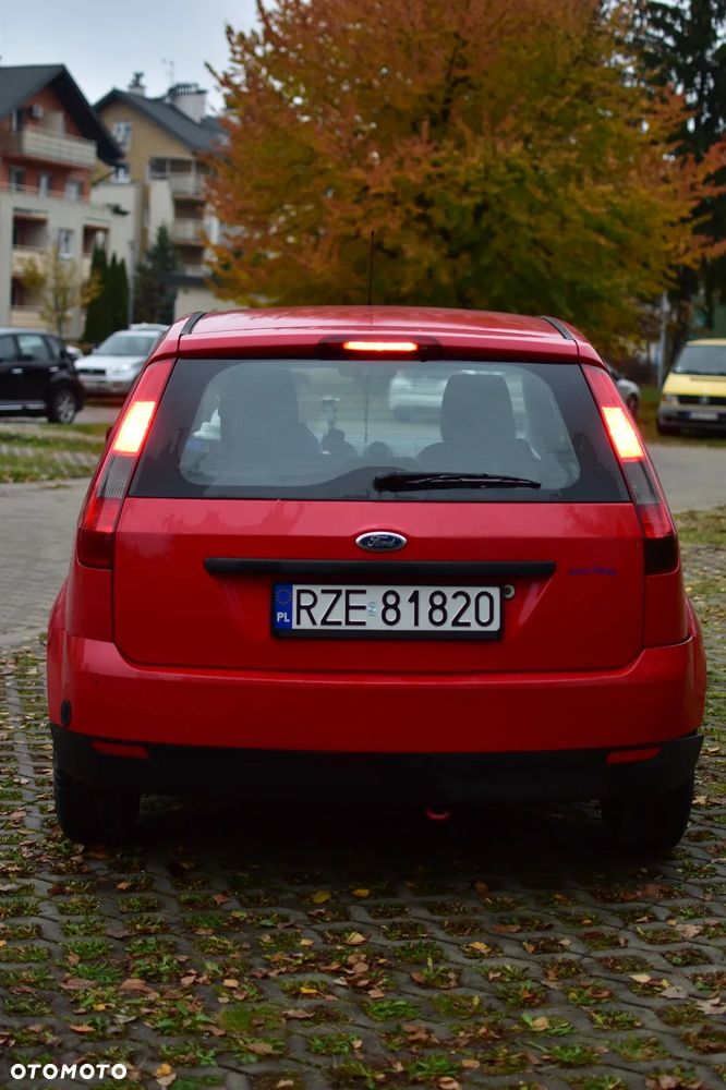 Ford Fiesta 1.3 Ambiente - 7